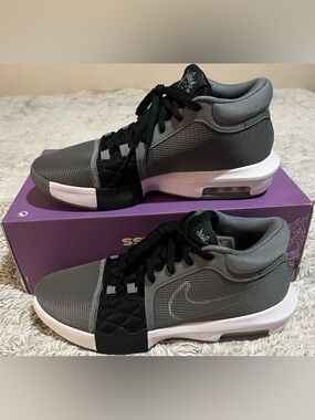 Nike Men’s Gray and Black Training Shoes